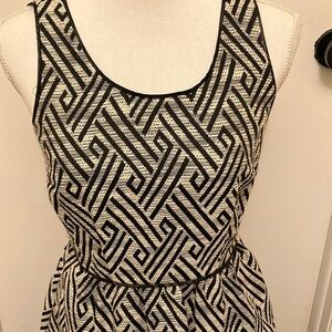 OutBack Red for Banana Republic Black and White Patterned A-line Dress Size 2